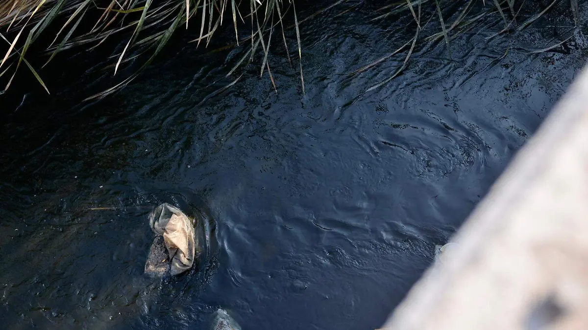 canales de agua negra